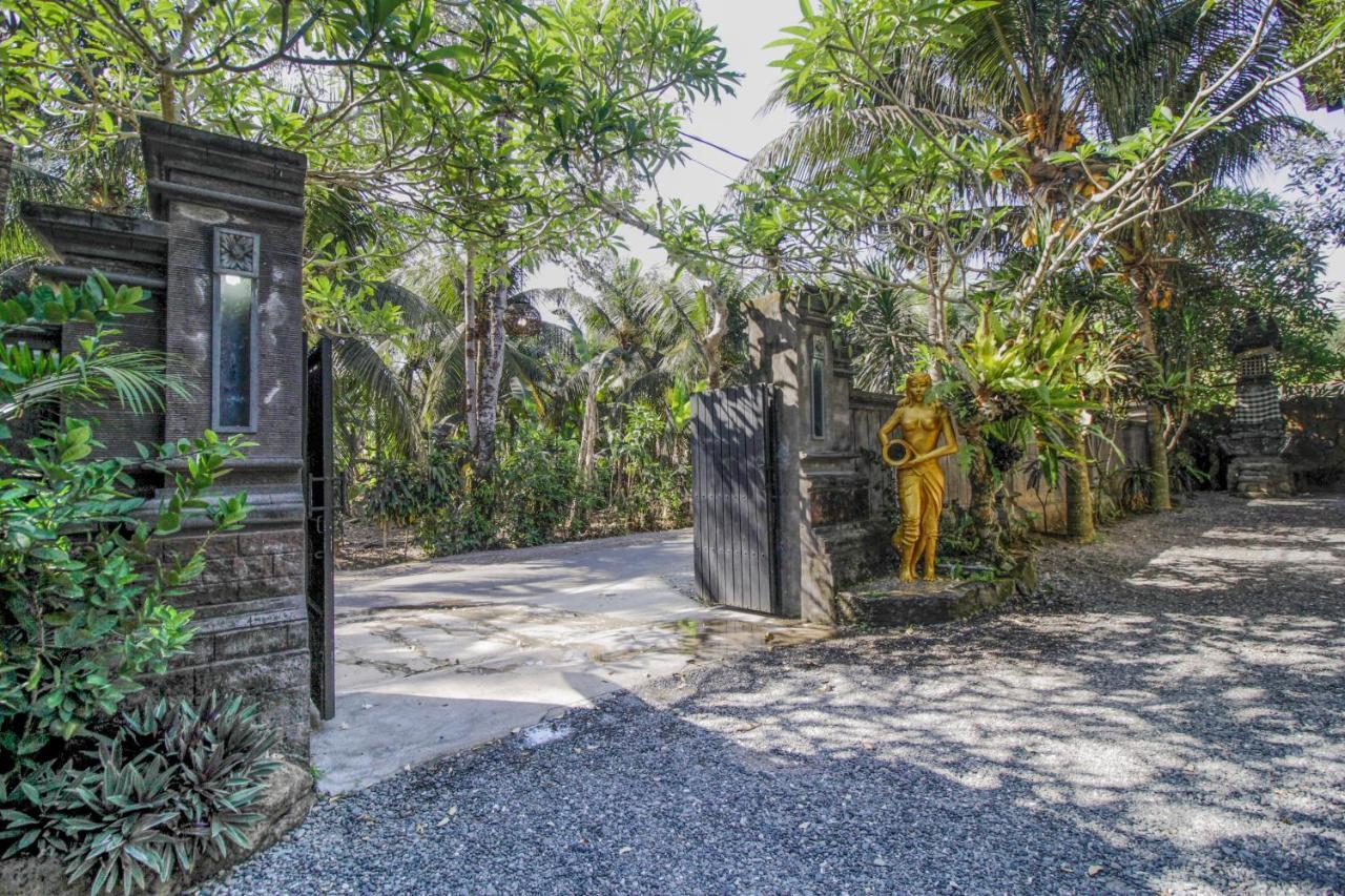 Hotel The Galuh Pekutatan Pulukan Exterior foto