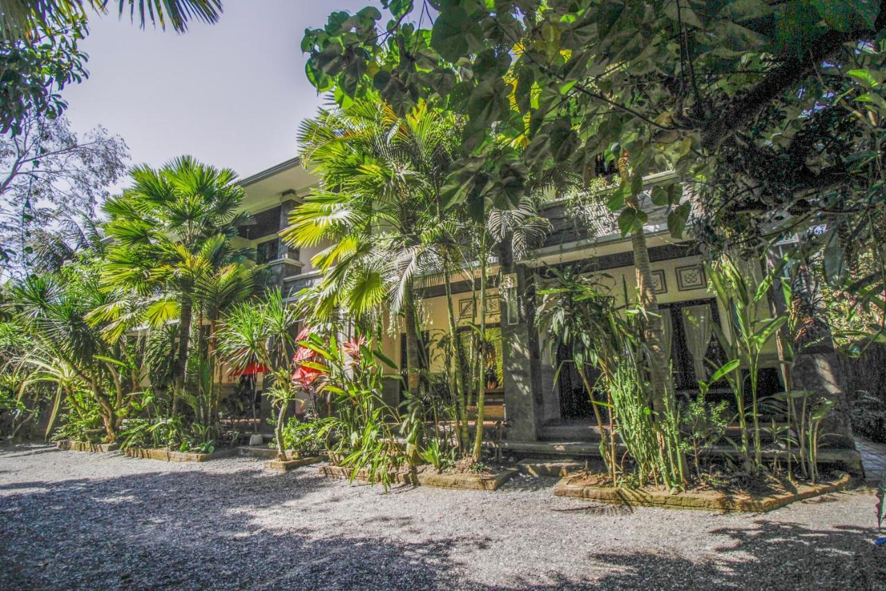 Hotel The Galuh Pekutatan Pulukan Exterior foto
