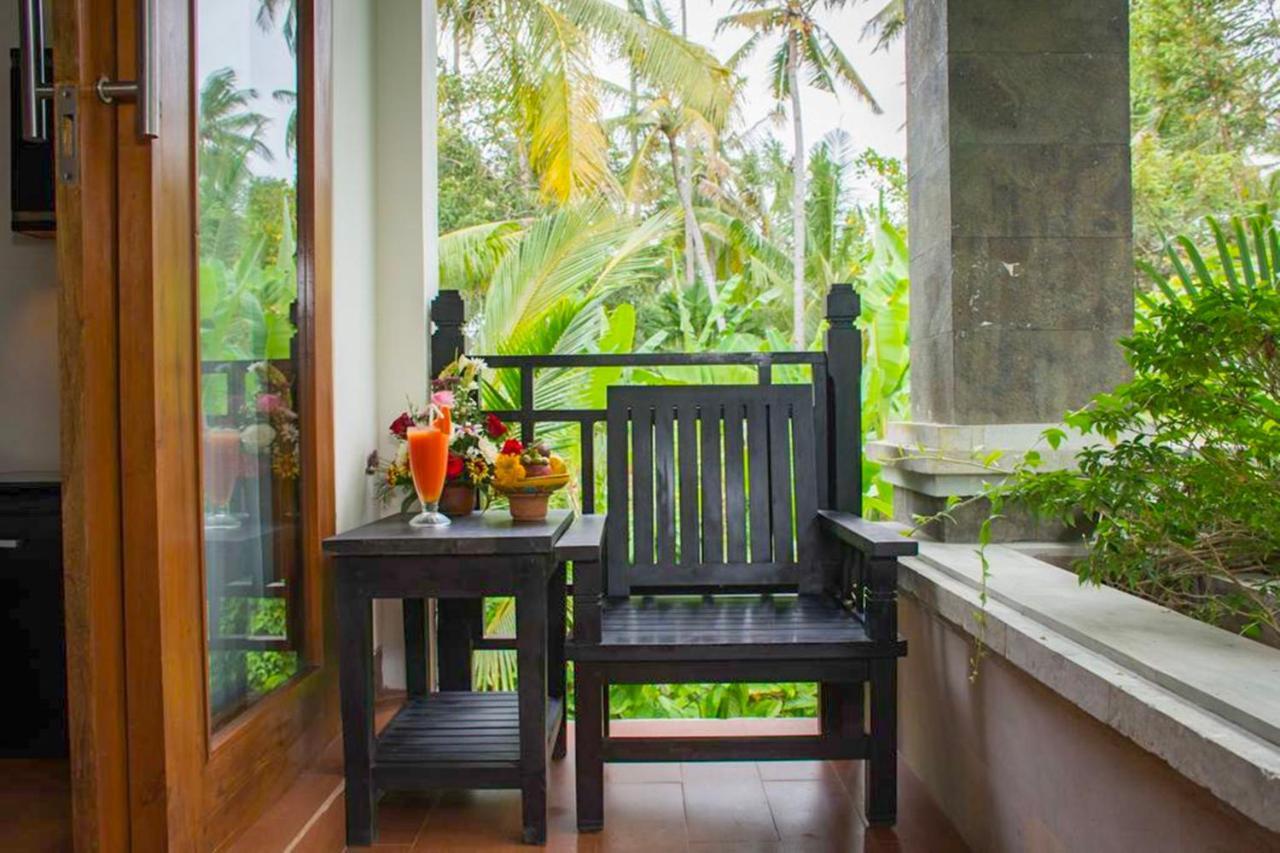 Hotel The Galuh Pekutatan Pulukan Exterior foto