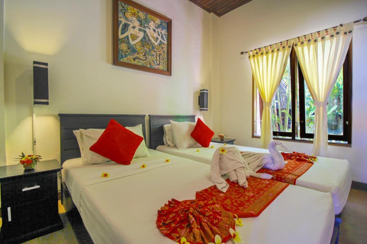 Hotel The Galuh Pekutatan Pulukan Exterior foto
